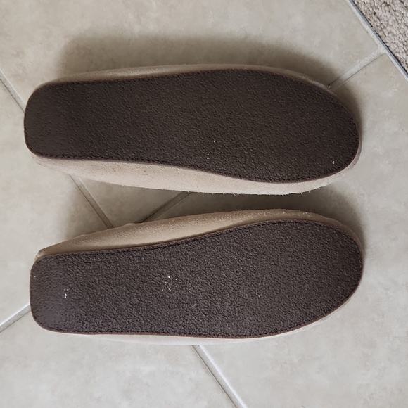 LL Bean size 11 slippers - Picture 2 of 4
